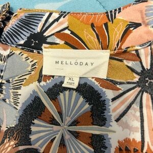 MELLODAY Floral Print Top in Blue, Rust, Mustard & Black